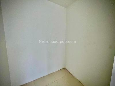 Apartamento de 2 alcobas en venta en Conjunto Residencial Eva Punta Arena, Girardot, 78 m² · foto 3 de 16