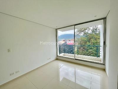 Apartamento de 2 alcobas en venta en Conjunto Residencial Eva Punta Arena, Girardot, 78 m² · foto 9 de 16
