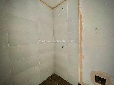 Apartamento de 2 alcobas en venta en Conjunto Residencial, Girardot, 78 m² · foto 12 de 18