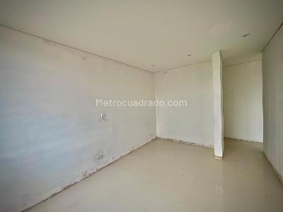Apartamento de 2 alcobas en venta en Conjunto Residencial, Girardot, 78 m² · foto 14 de 18