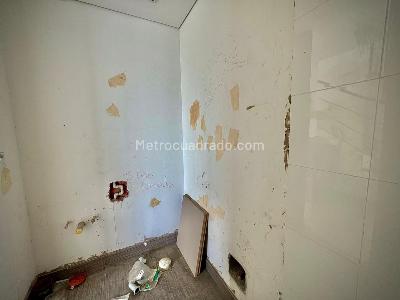 Apartamento de 3 alcobas en venta en Conjunto Residencial, Girardot, 97 m² · foto 11 de 20