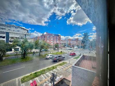 Apartamento de 2 alcobas en venta en Santa Barbara, Bogotá, 75 m² · foto 7 de 19