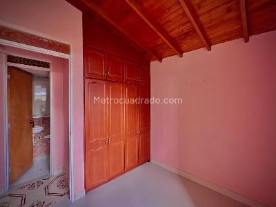 Apartamento de 3 alcobas en venta en Bombona Centro, Medellín, 52 m² · foto 9 de 17