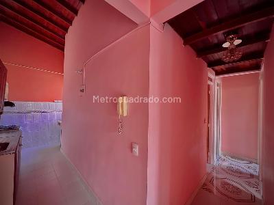 Apartamento de 3 alcobas en venta en Bombona Centro, Medellín, 52 m² · foto 11 de 17