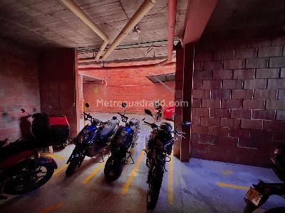 Apartamento de 3 alcobas en venta en Bombona Centro, Medellín, 52 m² · foto 16 de 17