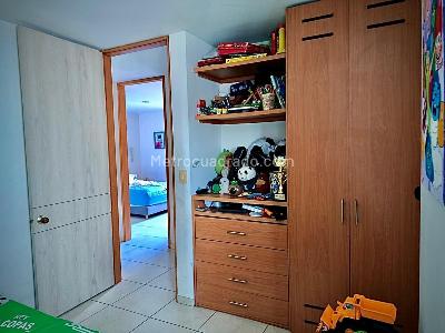 Apartamento de 3 alcobas en venta en Torreon De Piedra Pintanda Etpa 1, Ibagué, 80 m² · foto 3 de 11