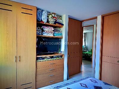 Apartamento de 3 alcobas en venta en Torreon De Piedra Pintanda Etpa 1, Ibagué, 80 m² · foto 6 de 11