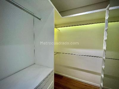 Apartamento de 3 alcobas en venta en Cali Normandia, Cali, 246 m² · foto 16 de 20