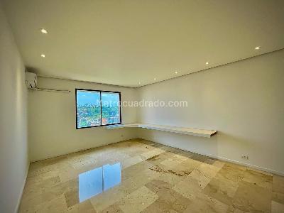 Apartamento de 3 alcobas en venta en Cali Normandia, Cali, 246 m² · foto 19 de 20