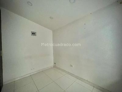 Casa de 4 alcobas en venta en Kennedy Roma, Bogotá, 65 m² · foto 12 de 18