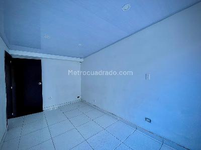 Casa de 4 alcobas en venta en Kennedy Roma, Bogotá, 65 m² · foto 15 de 18