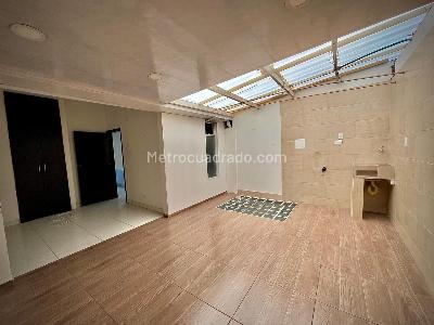 Casa de 4 alcobas en venta en Kennedy Roma, Bogotá, 65 m² · foto 10 de 18