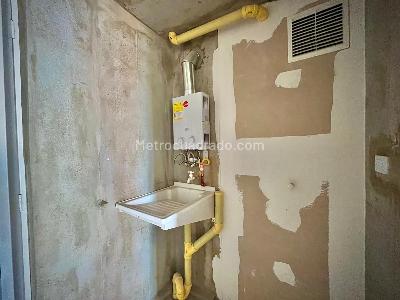 Apartamento en venta en Fontibon Hayuelos, Bogotá · foto 4 de 15