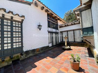 Casa en venta en Chico Norte, Bogotá · foto 2 de 20