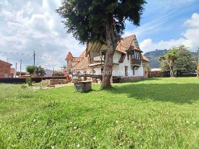 Casa de 4 alcobas en venta en La Trinidad Fonqueta, Chía · foto 2 de 20