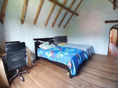 Casa de 4 alcobas en venta en La Trinidad Fonqueta, Chía · foto 8 de 20