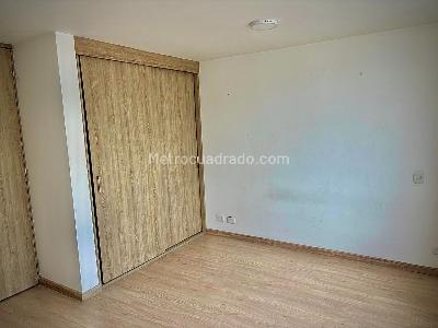 Casa de 3 alcobas en venta en Villas Del Bosque, Manizales, 91 m² · foto 9 de 18