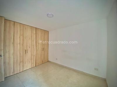 Apartamento de 3 alcobas en venta en Conjunto Residencial Mallorca, Ibagué, 80 m² · foto 6 de 15
