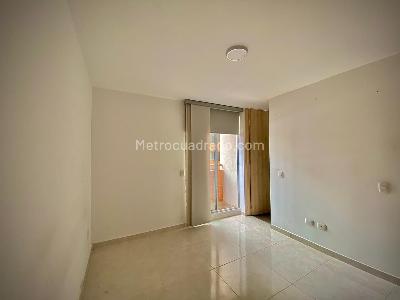 Apartamento de 3 alcobas en venta en Conjunto Residencial Mallorca, Ibagué, 80 m² · foto 7 de 15