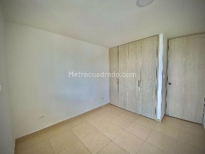 Apartamento de 3 alcobas en venta en Conjunto Residencial Boreal, Ibagué, 74 m² · foto 9 de 18