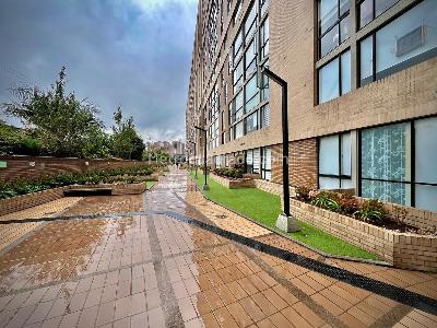 Apartaestudio en venta en Niza Edificio 127 Living, Bogotá, 37 m² · foto 8 de 20