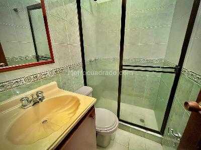 Casa de 5 alcobas en venta en Conjunto Residencial Algarrobos, Cali, 250 m² · foto 14 de 18