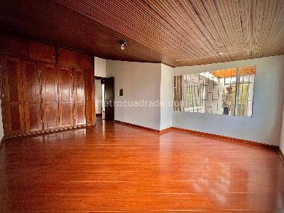 Casa de 3 alcobas en venta en Niza Suba, Bogotá, 187 m² · foto 3 de 20