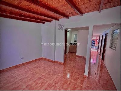 Casa en venta en Calatrava, Itagüí · foto 5 de 9