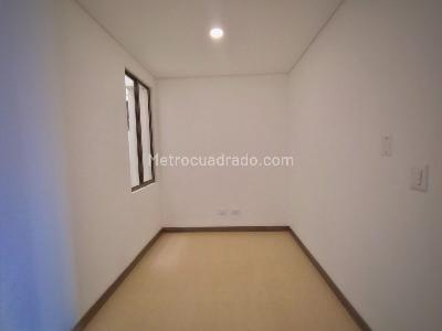 Apartamento de 3 alcobas en venta en San Gabriel Conjunto Residencial Mid Town, Cajicá, 91 m² · foto 2 de 8
