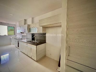 Apartamento de 4 alcobas en venta en Edificio Axxis Buenavista, Barranquilla, 123 m² · foto 9 de 20