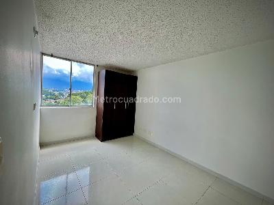 Apartamento de 3 alcobas en venta en Conjunto Residencial Torre De Los Rosales, Ibagué, 59 m² · foto 9 de 16