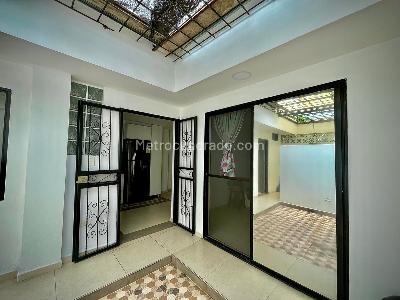 Casa de 3 alcobas en venta en Vipasa, Cali, 130 m² · foto 2 de 15