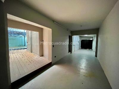 Casa de 5 alcobas en venta en La Esmeralda Teusaquillo, Bogotá, 300 m² · foto 13 de 20