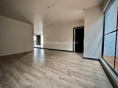 Casa de 5 alcobas en venta en La Esmeralda Teusaquillo, Bogotá, 300 m² · foto 19 de 20
