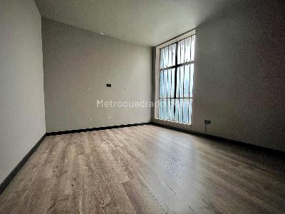 Casa de 5 alcobas en venta en La Esmeralda Teusaquillo, Bogotá, 300 m² · foto 8 de 20