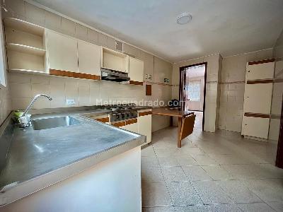 Casa de 5 alcobas en venta en Granada, Bogotá, 300 m² · foto 11 de 20