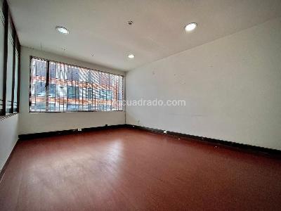 Casa de 5 alcobas en venta en Granada, Bogotá, 300 m² · foto 19 de 20