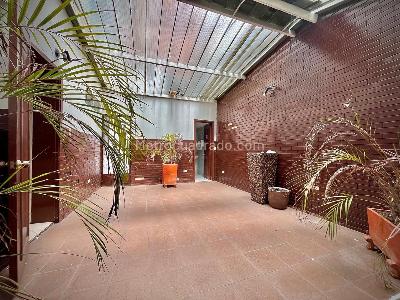 Casa de 5 alcobas en venta en Granada, Bogotá, 300 m² · foto 5 de 20