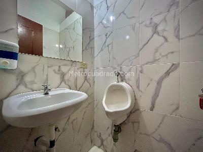 Casa de 5 alcobas en venta en Granada, Bogotá, 300 m² · foto 7 de 20