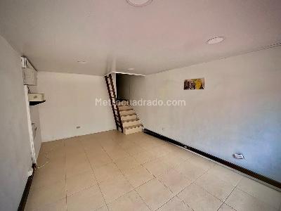 Casa de 5 alcobas en venta en Granada, Bogotá, 300 m² · foto 8 de 20