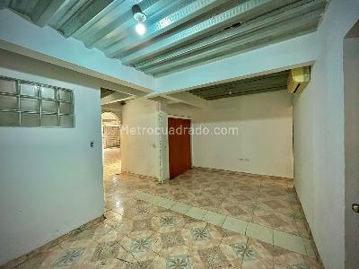 Casa de 3 alcobas en venta en La Merced, Cali, 264 m² · foto 15 de 18