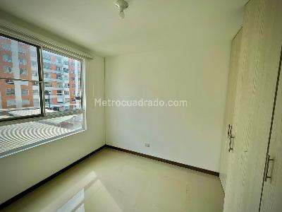 Apartamento de 3 alcobas en venta en Conjunto Residencial Moretti, Cali, 83 m² · foto 6 de 9