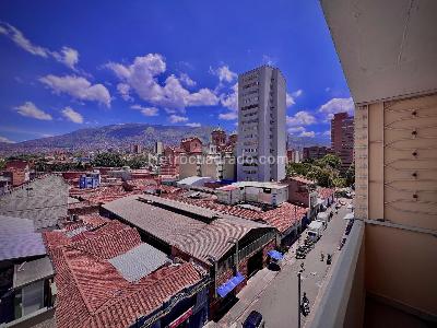 Apartamento de 2 alcobas en venta en Edificio Torre Bolivar, Medellín, 64 m² · foto 2 de 19
