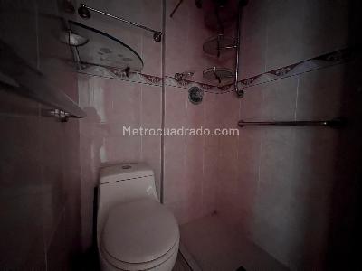 Apartamento de 2 alcobas en venta en Edificio Torre Bolivar, Medellín, 64 m² · foto 9 de 19