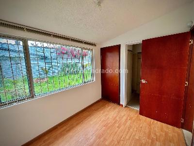 Casa de 5 alcobas en arriendo en Pontevedra, Bogotá, 281 m² · foto 18 de 20