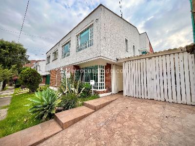 Casa de 5 alcobas en arriendo en Pontevedra, Bogotá, 281 m² · foto 5 de 20