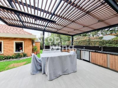 Casa de 4 alcobas en venta en Guaymaral, Bogotá, 382 m² · foto 8 de 20