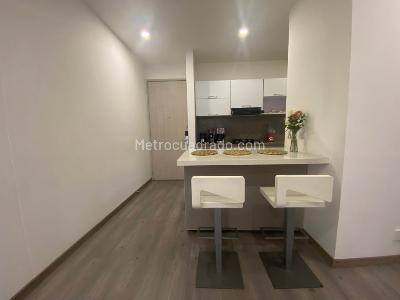 Apartamento de 2 alcobas en venta en Bella Suiza, Bogotá, 61 m² · foto 2 de 16
