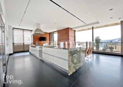 Apartamento de 5 alcobas en venta en Chico Norte, Bogotá, 1015 m² · foto 8 de 20