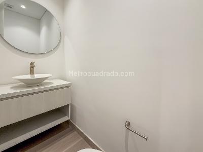 Apartamento de 2 alcobas en venta en Chico, Bogotá, 83 m² · foto 5 de 9